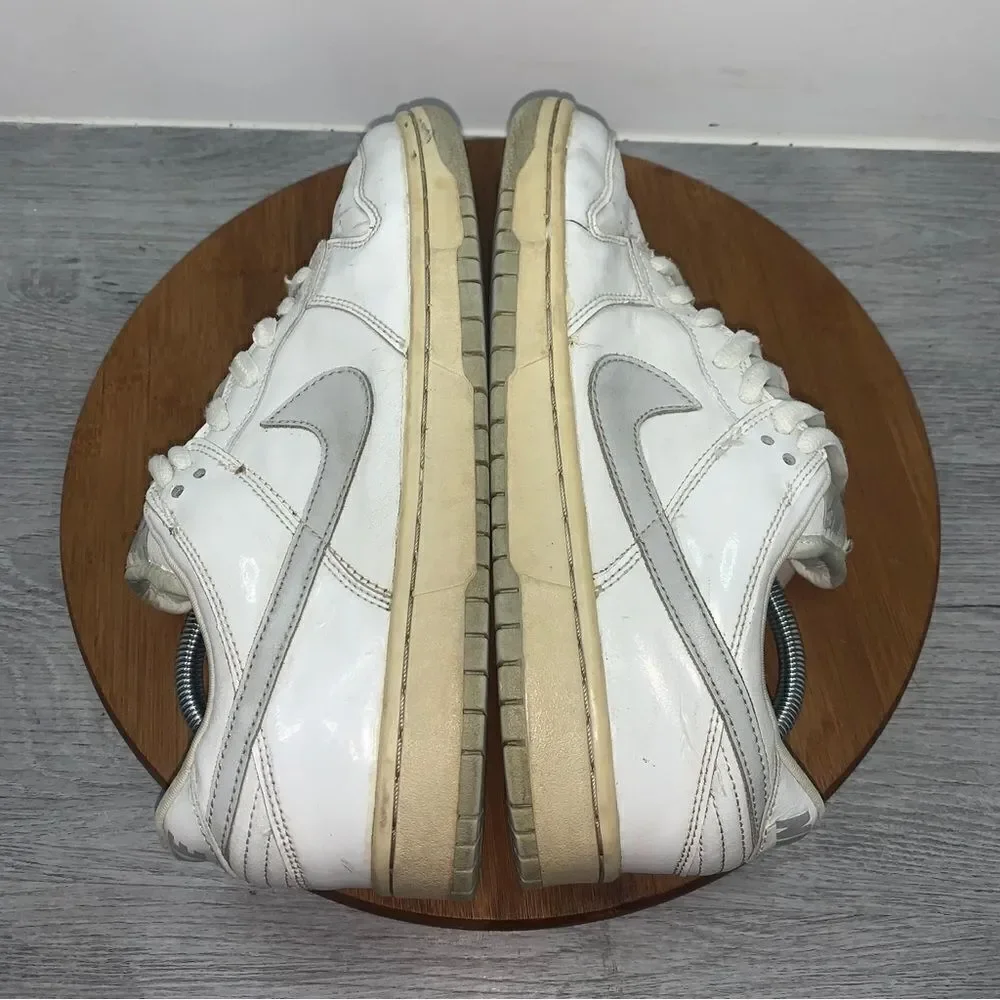 Nike Men’s 9.5 White Neutral Grey Patent Leather Dunk Low Pro B Shoes 624044-101